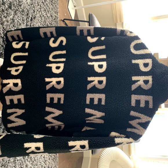 supreme reversible logo fleece jacket black